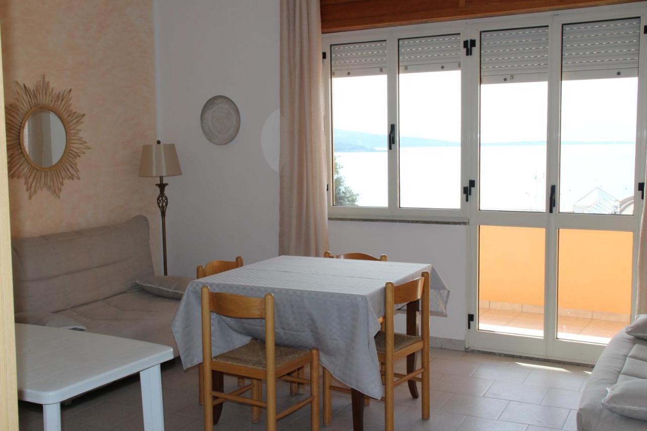 Borgo Spiaggia Vista Mare Isola Rossa  Extérieur photo